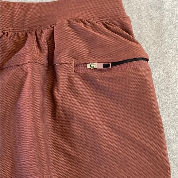 Lululemon x barrys stronger as one short 7” - Picture 7 of 7